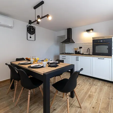Dom wakacyjny Kuca Za Odmor Iva - Hr-11153-01 By Interhome Grižane